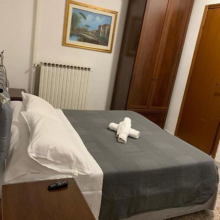 Albergo Abruzzese Riano  Eksteriør billede